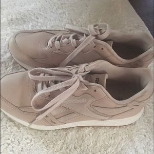 Reebok casual sneakers